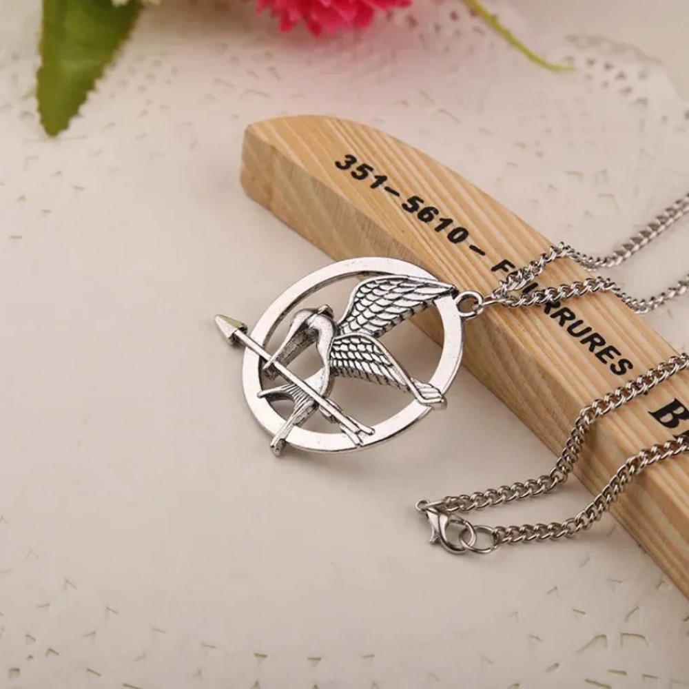 Collier d'oiseau Hunger Games  - Party Games Simple avis et prix