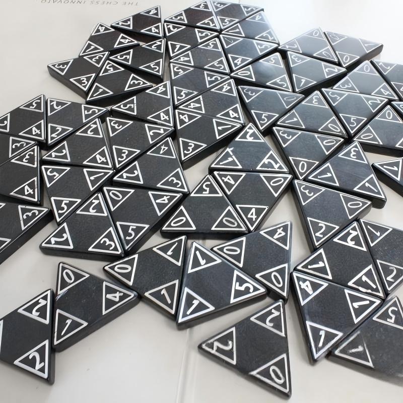 Jeu de dominos triangulaires 5 - Party Family Games avis et prix