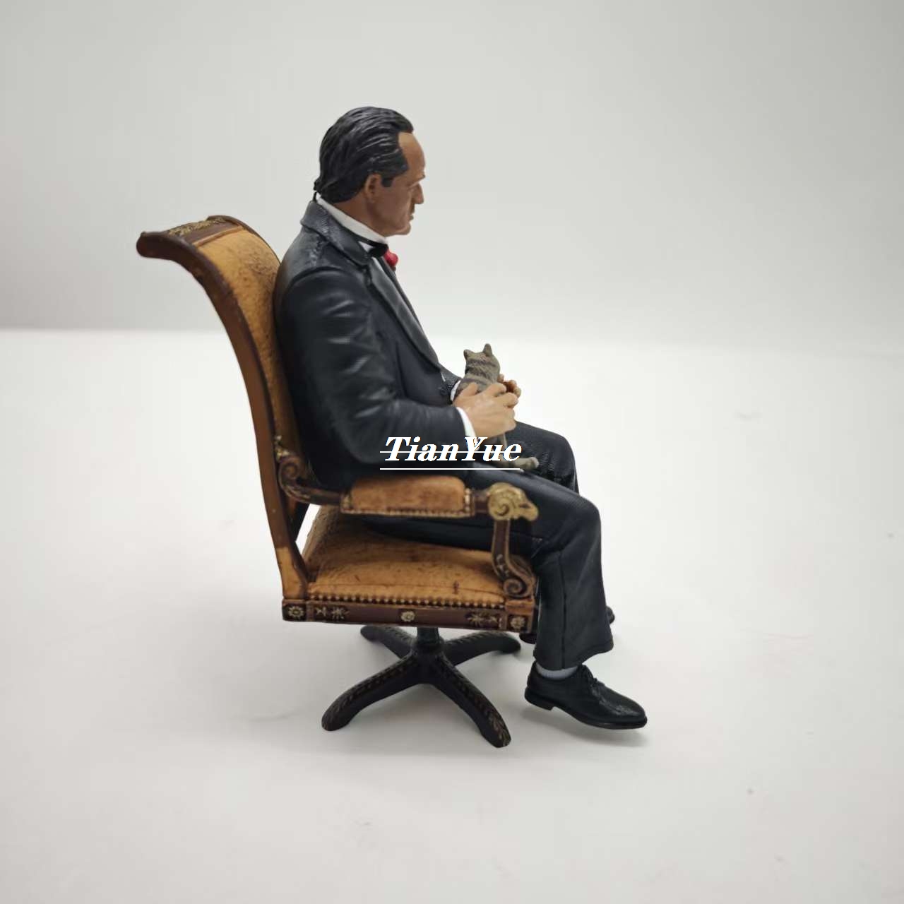 Figurine Mafia le parrain Vito - Party Games Mafia avis et prix